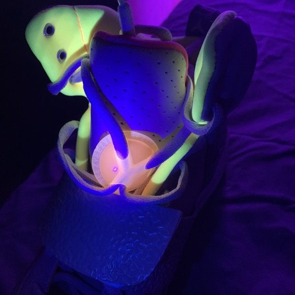 Nike Yeezy zen size 13! - Picture 2 of 11